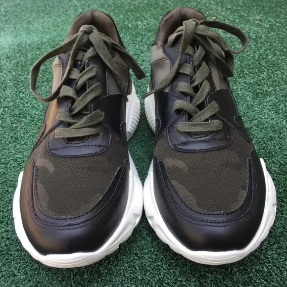 NWT Steve Madden Reverse Leather Camo Sneaker 8.5 - Picture 5 of 13